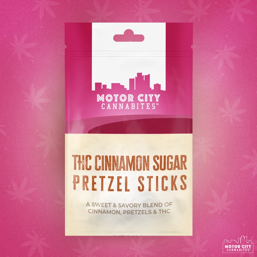 Motor City | 200mg Treats | Cinnamon Sugar Pretzel Sticks