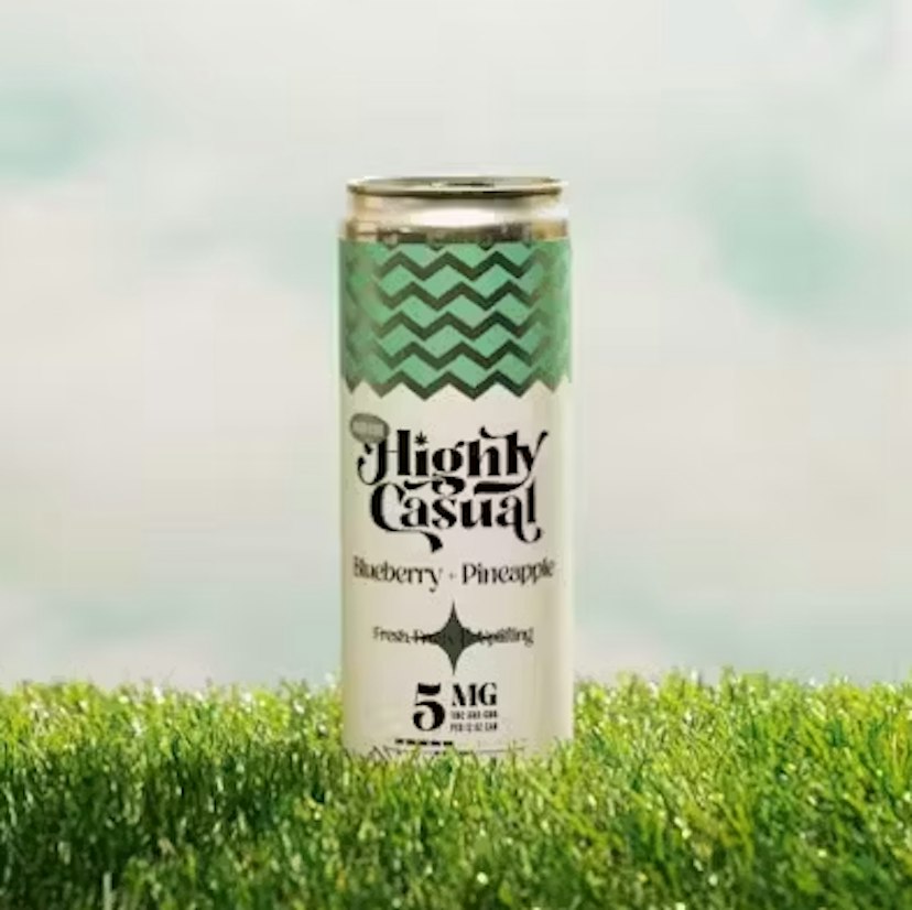 Highly Casual | 5mg Beverage | Blueberry + Pineapple 1:1