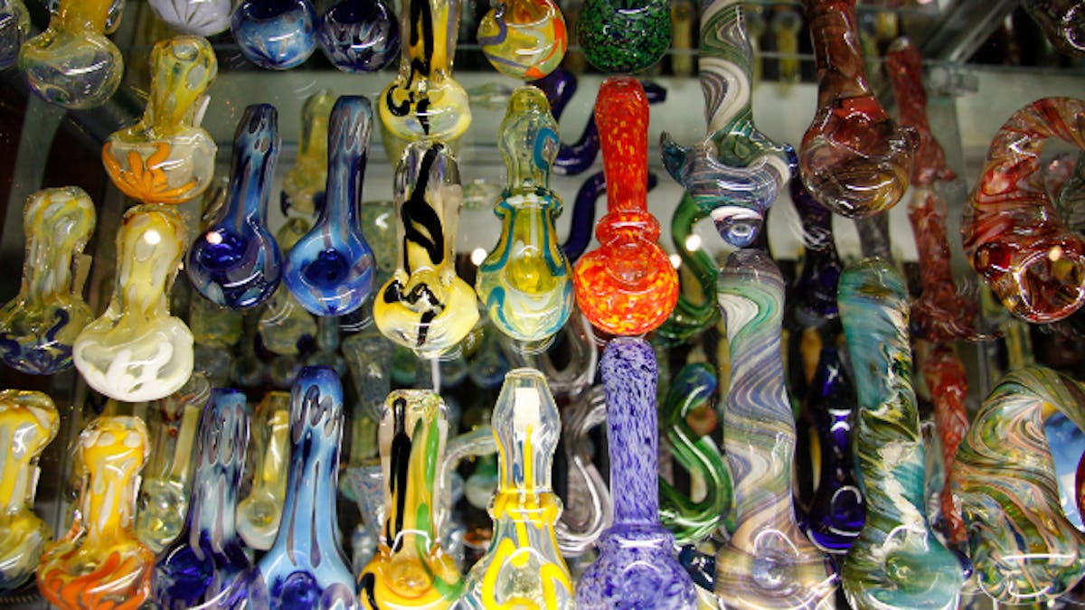 Photo of 5″ Gold Fumed Sherlock Pipe (YBW)