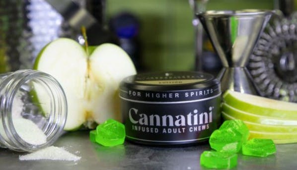 Photo of RSO Sativa Apple Martini Gummies 100mg (20pk)