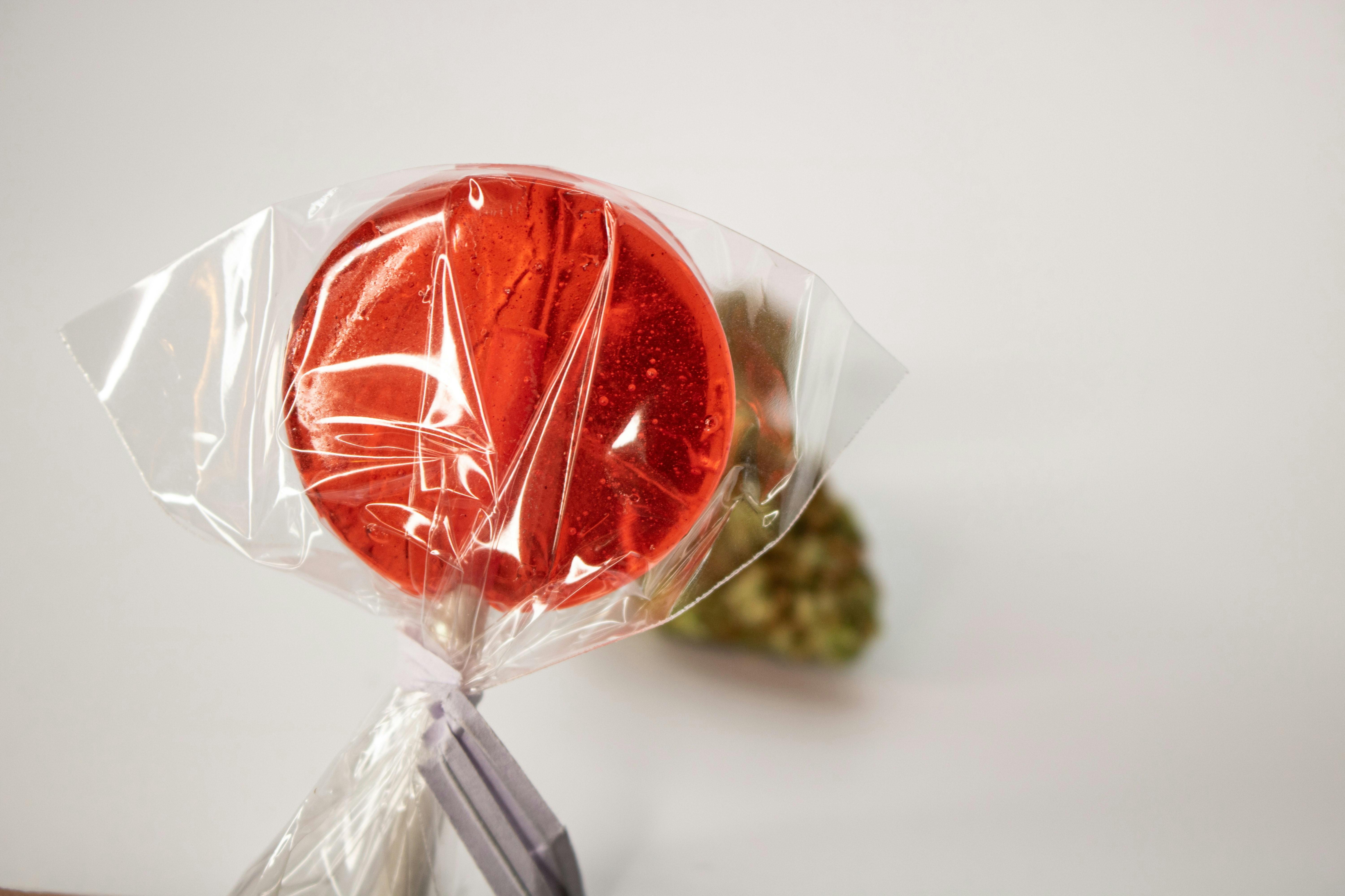 Lollipop (Apples and Bananas) | Greener Pastures (College St)