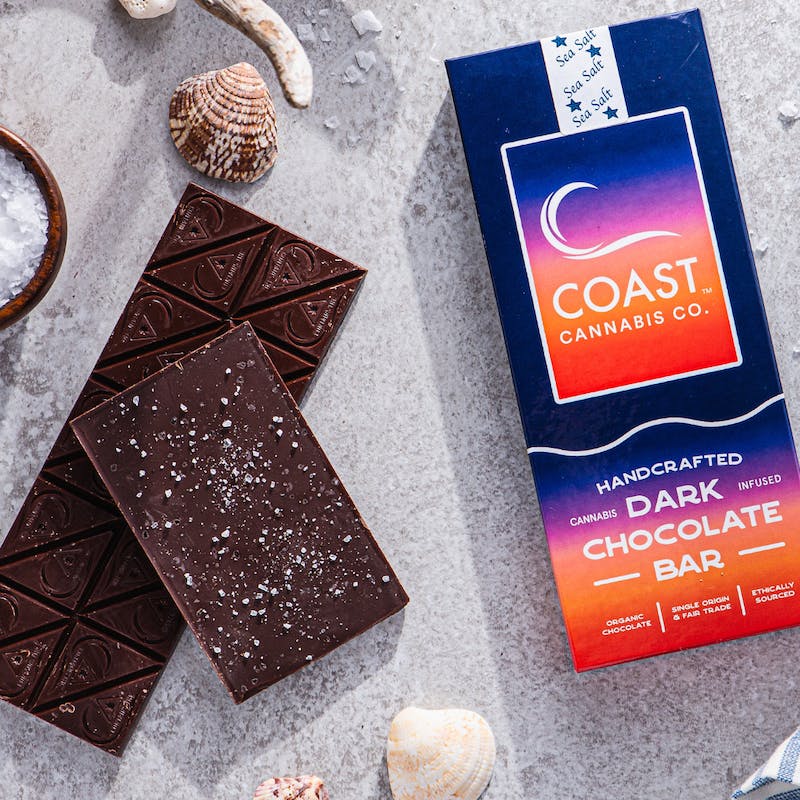 Product Coast Cannabis Co. - Dark Chocolate Sea Salt Bar (100mg 20pk)