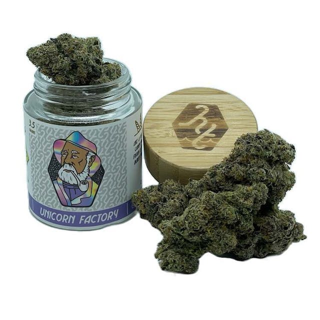 Explore our collection of premium cannabis flower, handpicked to ensure every bud is packed with trichomes and bursting with character. From soothing relaxation to energizing uplift, our carefully curated strains are designed to fit your lifestyle. Rediscover the joy of cannabis, one aromatic, flavorful flower at a time—your journey to the perfect experience starts here.